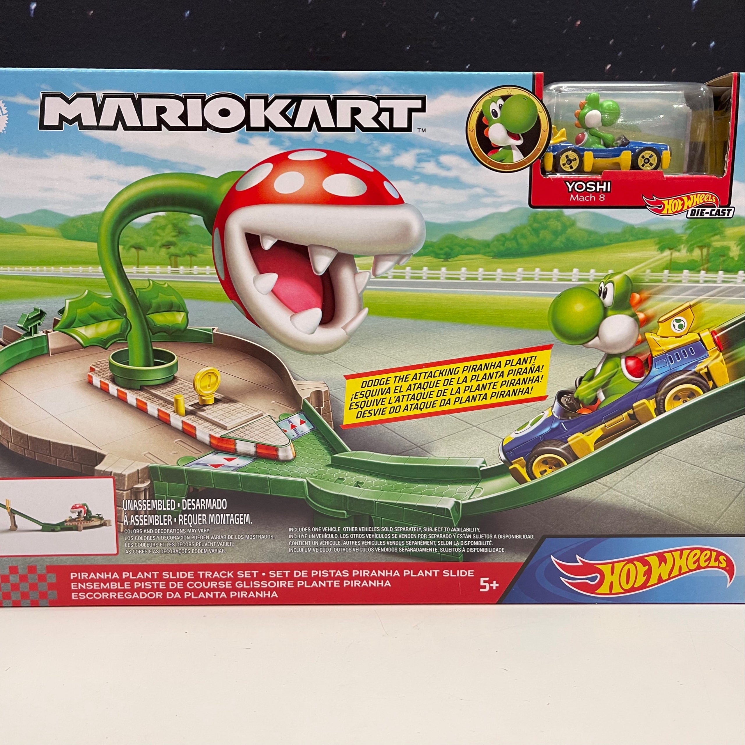 Mattel Hot Wheels Mario Kart Piranha Plant Slide Yoshi Track Set